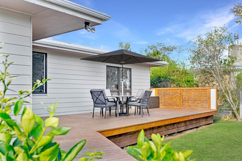 35 Grey Street, Martinborough - Carousel 2
