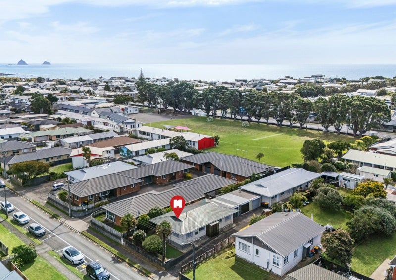 1/35 Clemow Road, Fitzroy, New Plymouth - Carousel 1