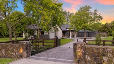 346 Coatesville-Riverhead Highway, Coatesville - Carousel 1