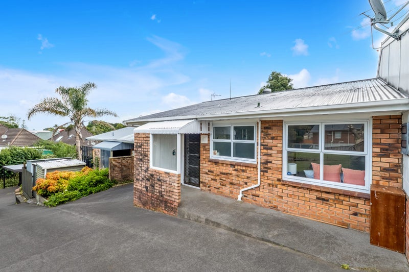 3B Kelvyn Grove, Hill Park, Manukau City, Auckland - Carousel 1