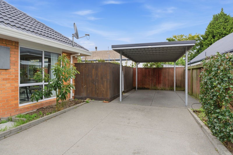 7 Broadfell Avenue, Avonhead, Christchurch - Carousel 2