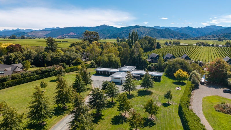 7 Stump Creek Lane, RAPAURA, BLENHEIM - Carousel 1