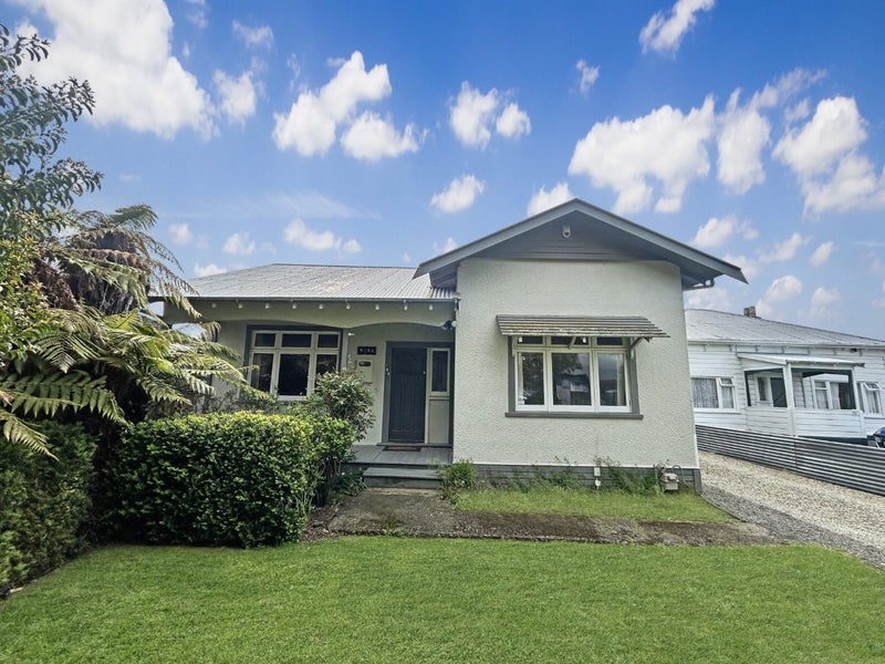 169 Ferguson Street, West End, Palmerston North - Carousel 1
