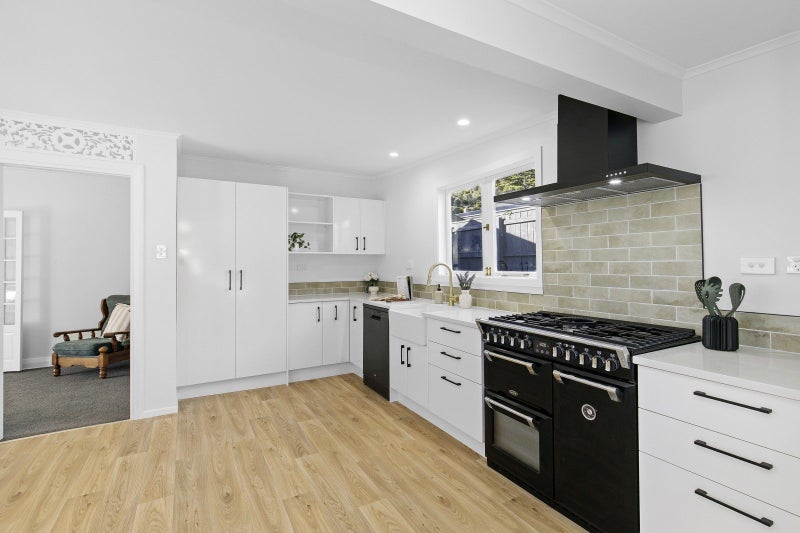 48 Kamahi Street, Stokes Valley, Lower Hutt, Wellington - Carousel 1