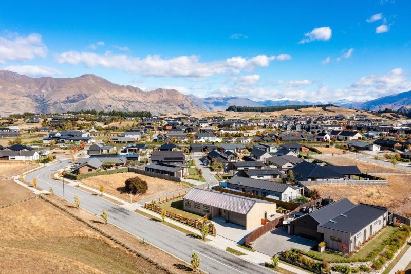 14 Pounamu Avenue, Albert Town, Wanaka - Carousel 23