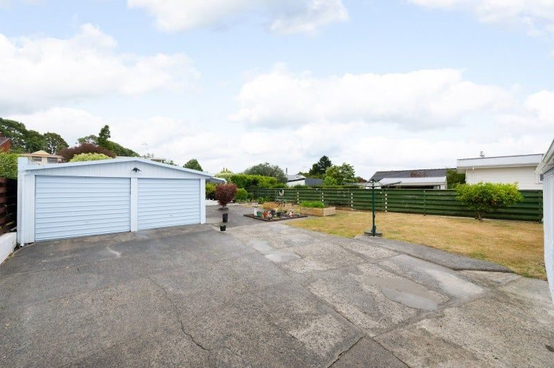 44 MacDonald Road, Glenview, Hamilton, Waikato - Carousel 13