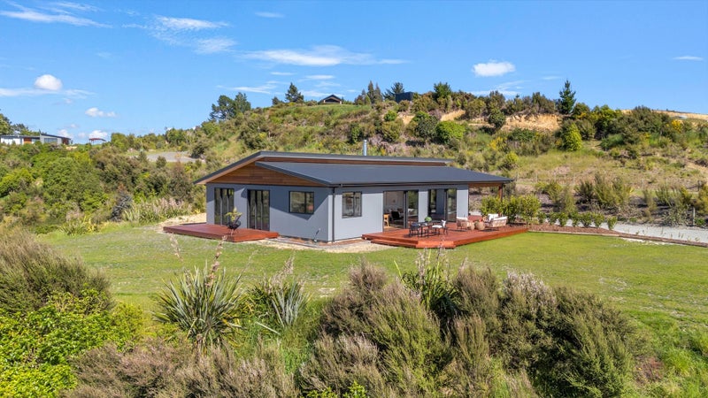 289 Bronte Road West, Bronte, Upper Moutere - Carousel 1