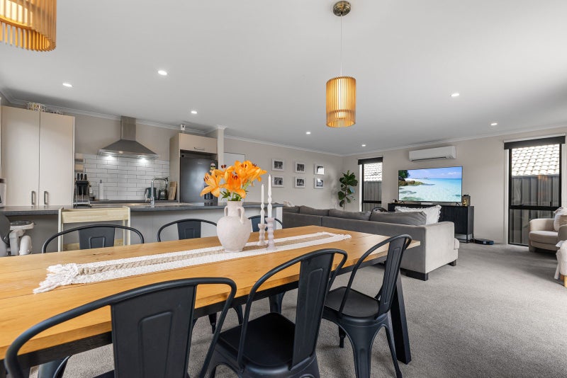 16 Pioneer Crescent, Omokoroa, Omokoroa - Carousel 2