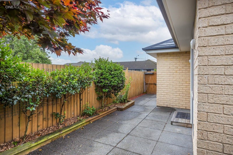 4/292 Halswell Road, Halswell, Christchurch - Carousel 12