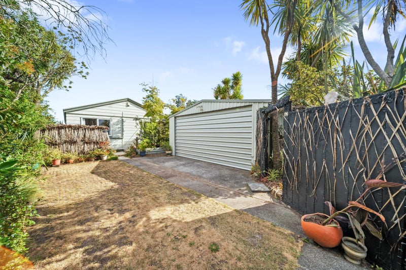 32 Horlicks Place, Randwick Park, Auckland - Carousel 1