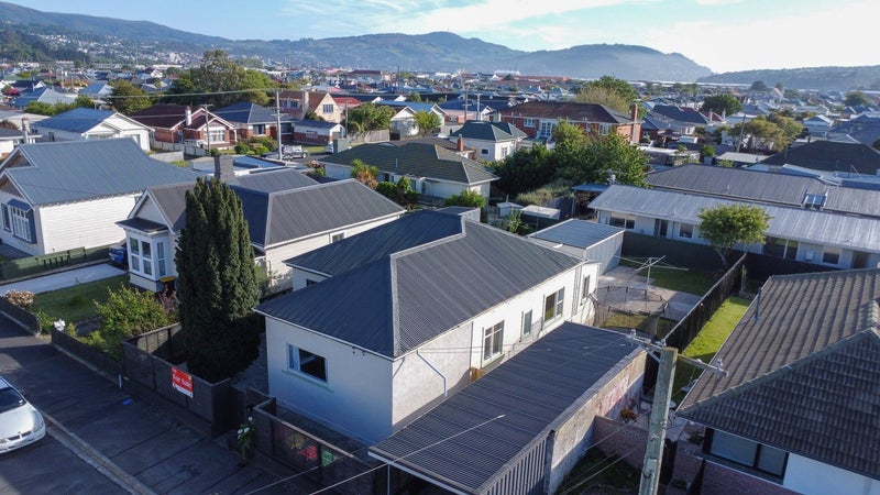 5 Moreau Street, Saint Kilda, Dunedin - Carousel 1