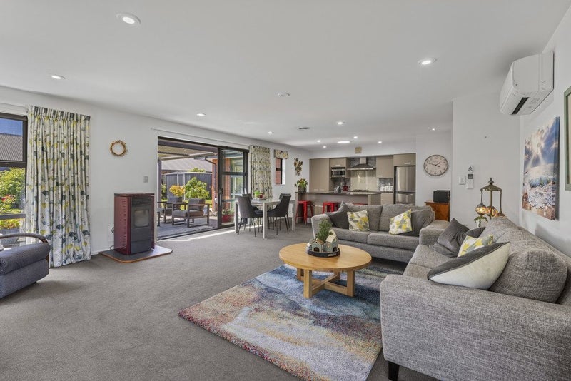 17 Magnolia Boulevard, Kaiapoi, Kaiapoi - Carousel 2