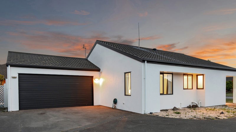 1/66 Broadhaven Avenue, Parklands, Christchurch - Carousel 1