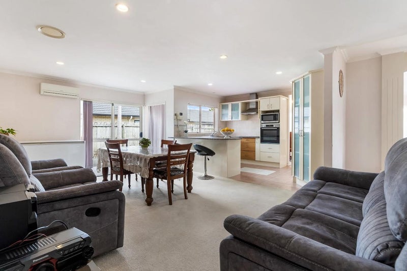 13 Tir Conaill Avenue, Flat Bush, Manukau City, Auckland - Carousel 2