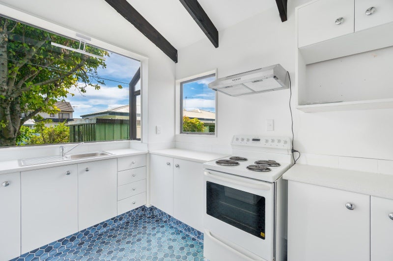 305A Kennedy Road, Onekawa, Napier - Carousel 2