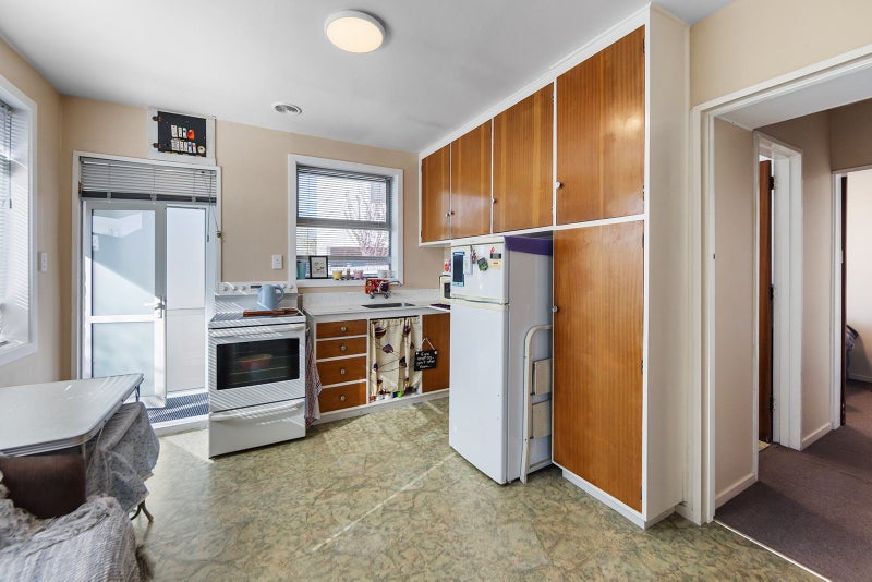 1/6 Hendon Street, Edgeware, Christchurch - Carousel 2