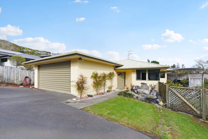 13 Lodestone Road, Richmond, Richmond - Carousel 1