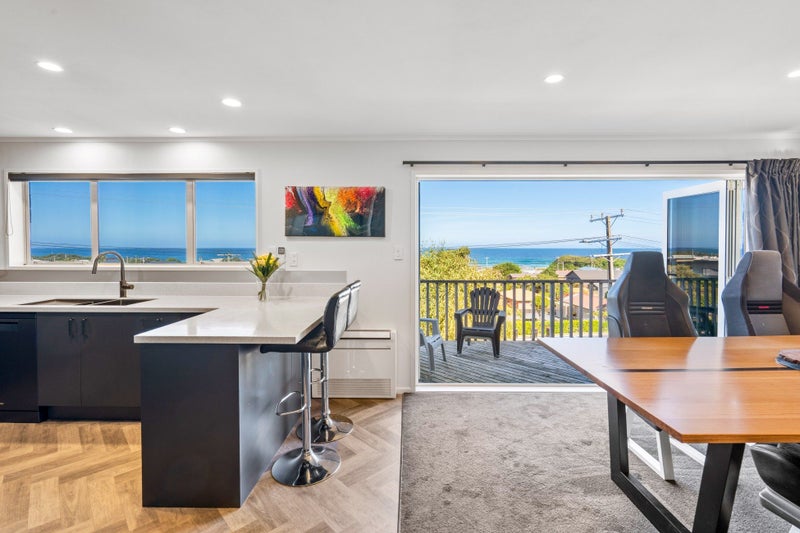 7 Queen Street, Brighton, Dunedin, Otago - Carousel 2