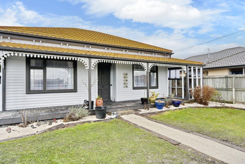 42 Richill Street, Belfast, Christchurch - Carousel 24