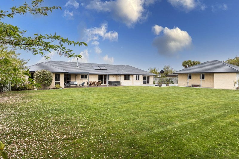 36 Oak Tree Lane, Rolleston, Rolleston - Carousel 1