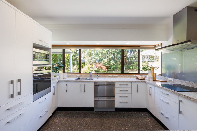 7 Rosebank Avenue, Kelvin Grove, Palmerston North - Carousel 2