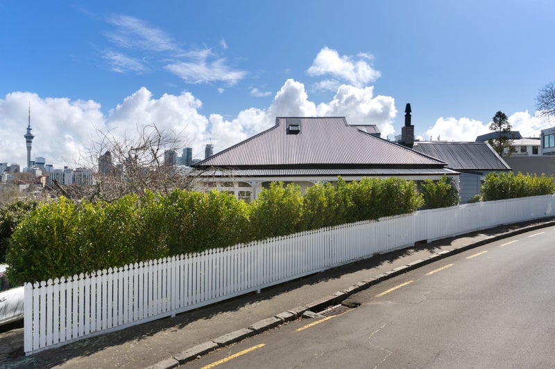 5 Gibraltar crescent, Parnell, Auckland - Carousel 1