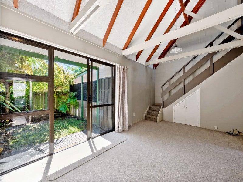 5/66 Robinson Avenue, Holdens Bay, Rotorua - Carousel 1