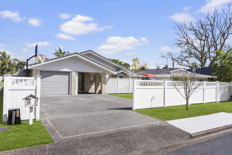 35 The Circle, Manly, Whangaparaoa - Carousel 2