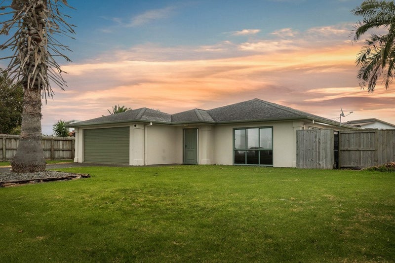 8 Athenree Heights, Athenree, Waihi Beach - Carousel 2