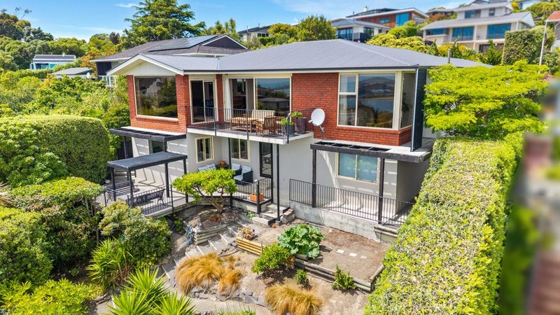 11 Michael Avenue, Mount Pleasant, Christchurch - Carousel 1