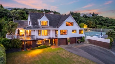 B/12 London Road, Korokoro, Lower Hutt - Carousel 1