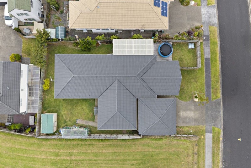 24 Corta Bella Place, Golflands, Auckland - Carousel 31