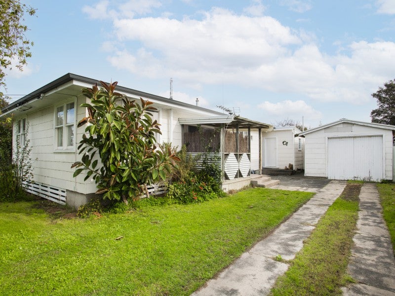 31 Redmond Street, Elgin, Gisborne - Carousel 1