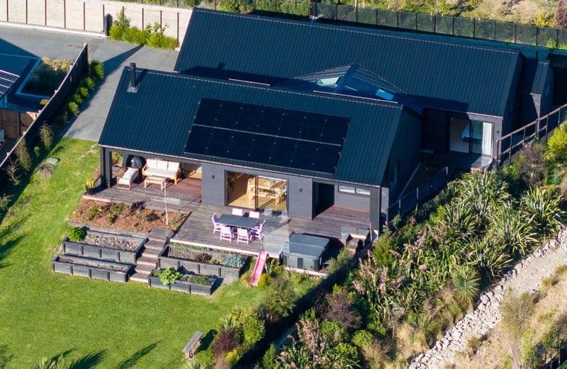 14 Carex Rise, Cracroft, Christchurch - Carousel 1