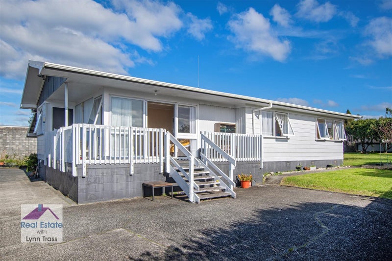 32 Te Anau Place, Tikipunga, Whangarei - Carousel 1