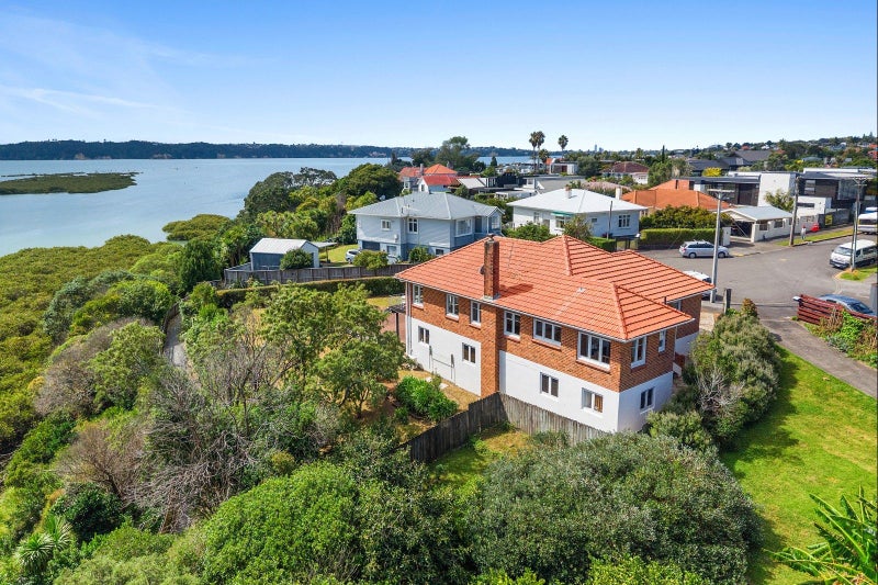 14 Weona Place, Westmere, Auckland - Carousel 1