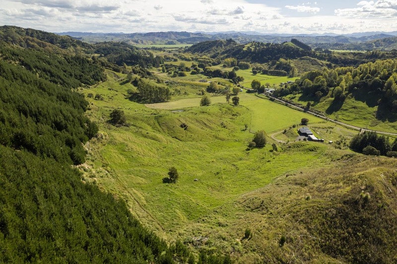 280 Ormond Valley Road, Ormond, Gisborne - Carousel 16