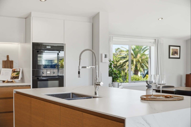 31 Beechwood Road, Rothesay Bay, Auckland - Carousel 2