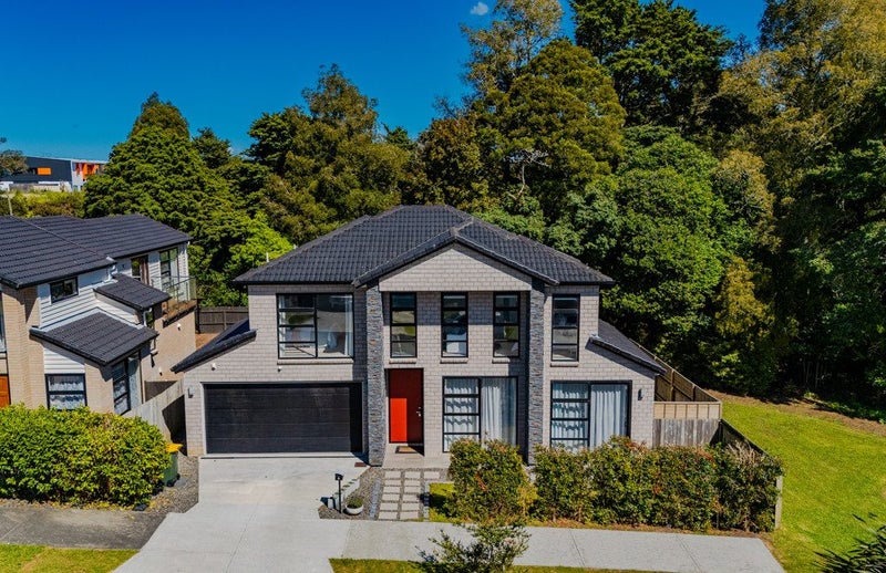 6 Rashni Road, Flat Bush, Auckland - Carousel 1