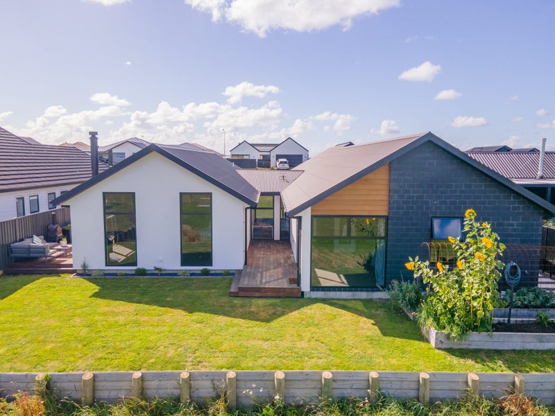 14 Gimbal Place, Gleniti, Timaru, Canterbury - Carousel 1
