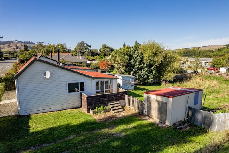 5 Moore Street, Milton, Milton - Carousel 1