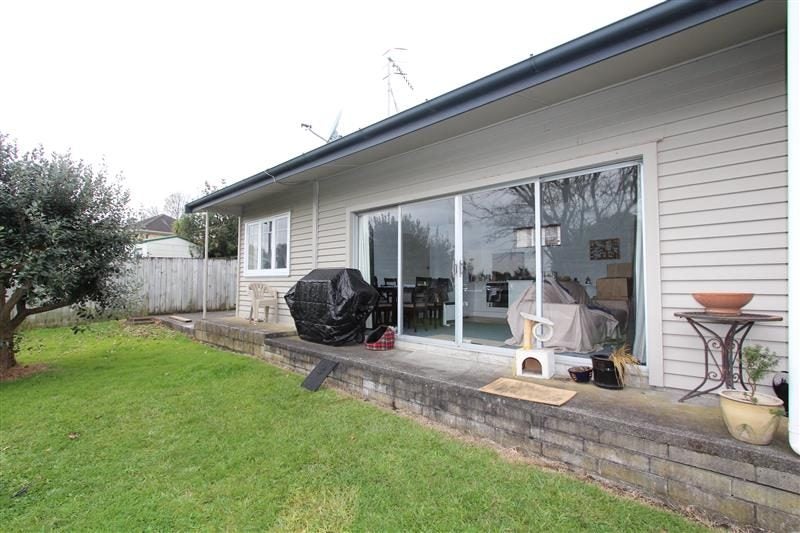 116 Forest Lake Road, Forest Lake, Hamilton - Carousel 1