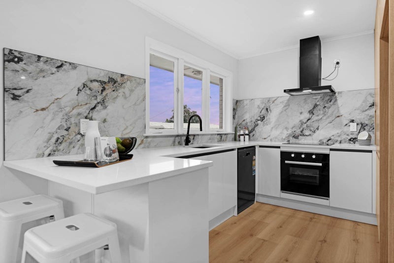 20 Chorley Avenue, Massey, Waitakere City, Auckland - Carousel 2