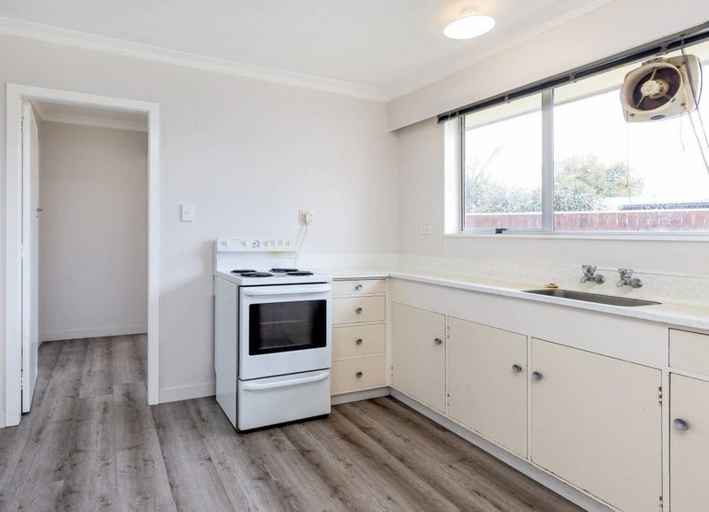 1/22 Snowden Crescent, Islington, BLENHEIM - Carousel 2