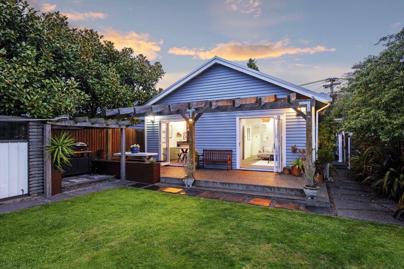 35 London Street, Richmond, Christchurch - Carousel 1