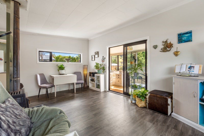 13 Harrington Street, Lawrence, Lawrence - Carousel 1