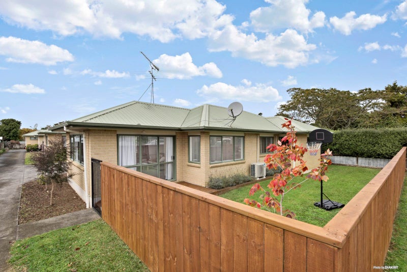 23 George Crescent, Buckland, Pukekohe - Carousel 1