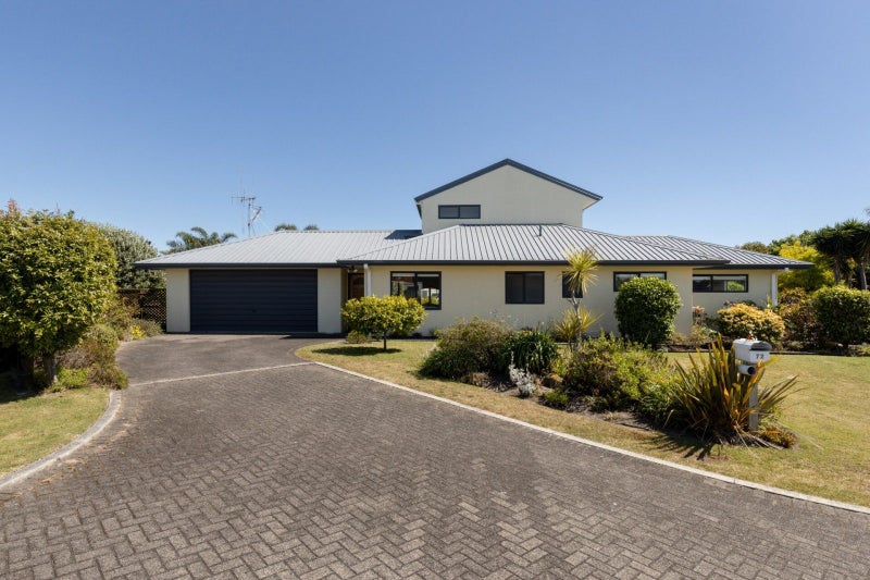 72 Dalton Drive, Papamoa Beach, Papamoa - Carousel 1