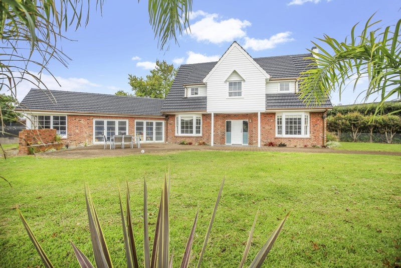 9 Acmena Lane, Pakuranga, Auckland - Carousel 1