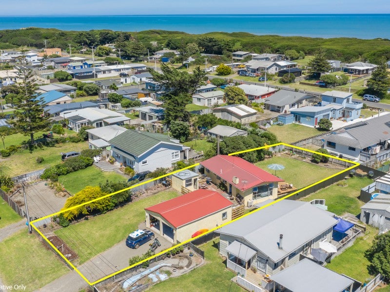 12 Rangitane Street, Himatangi Beach, Himatangi Beach - Carousel 1